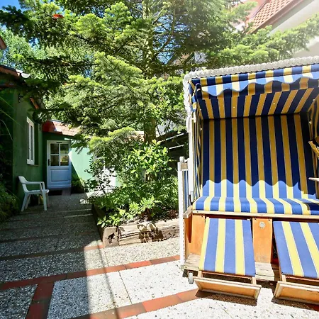 Haus Seemumel Unser Boot Wangerooge